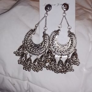 Ear rings